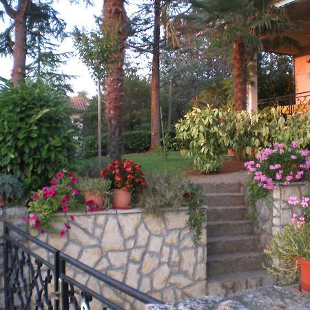 Apartments Villa Elizabet Malinska Esterno foto